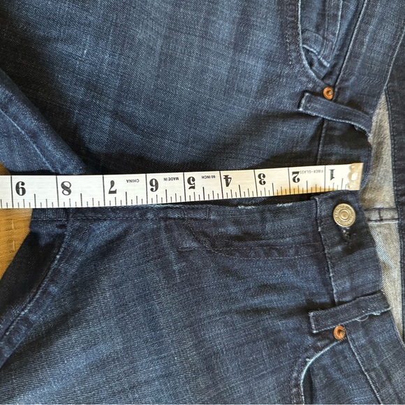 7 For All Mankind Dojo Crop Dark Wash Denim Size 28 EUC - Picture 9 of 9